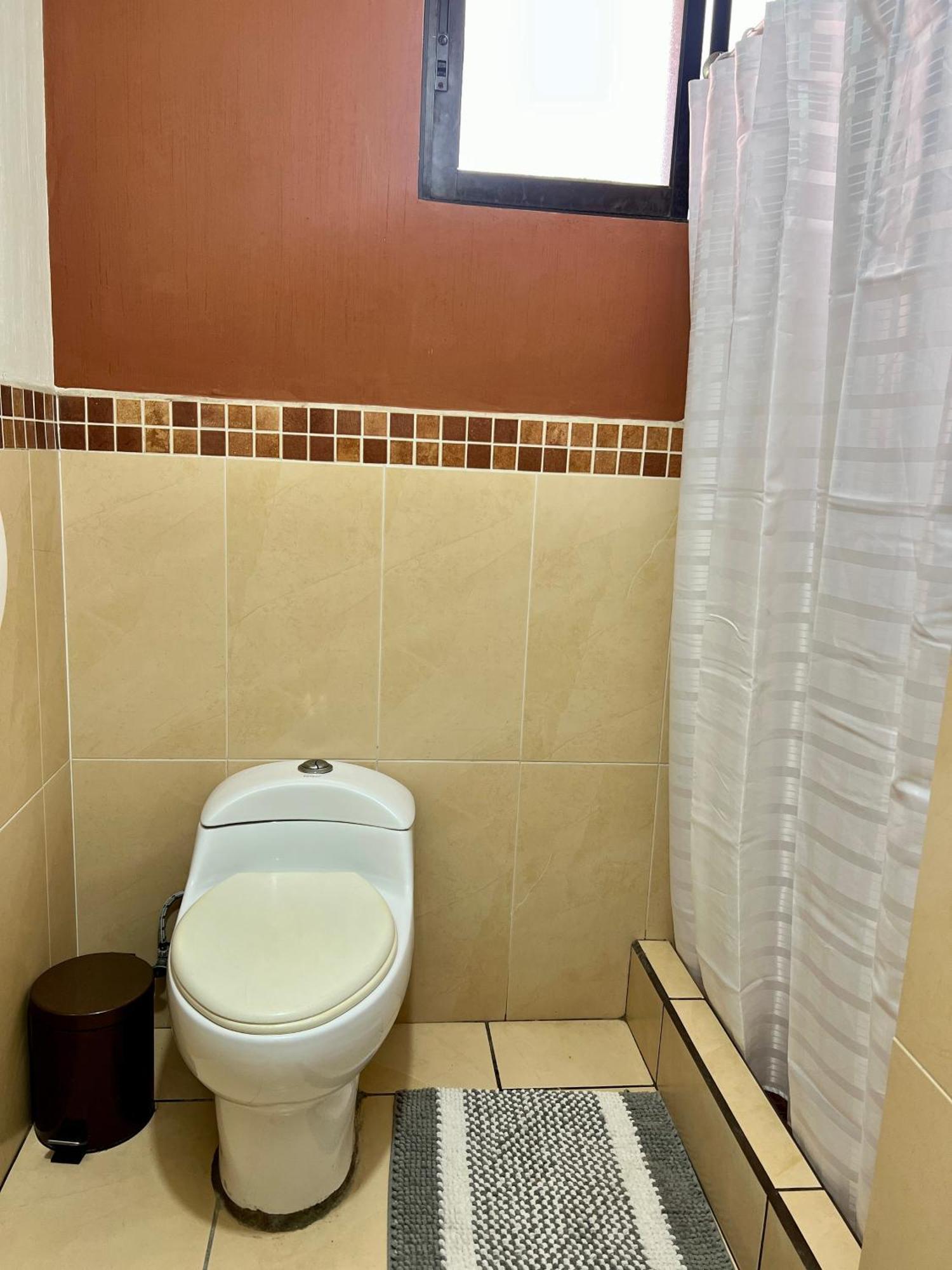 Appartamento Apártamento en Cerezos Xela! 3 nivel Sanitizado después de cada uso Quetzaltenango Esterno foto